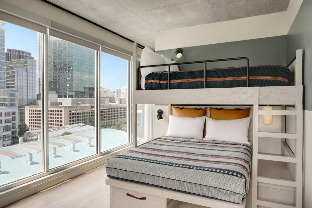 Queen Room with Two Queen Beds and City View interior
